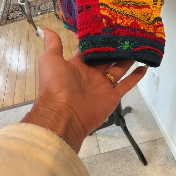 COOGI RAINBOW SWEATER - Picture 5 of 10